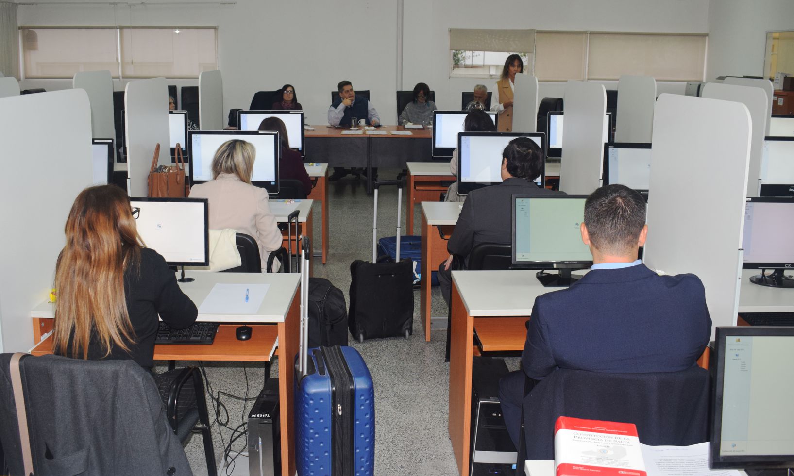 El día 20/05/2026 se avanzó con la instancia escrita para cubrir el cargo de “Juez de Primera Instancia en lo Civil y Comercial de Séptima Nominación del Distrito Judicial del Centro – Ley Nº 7016”