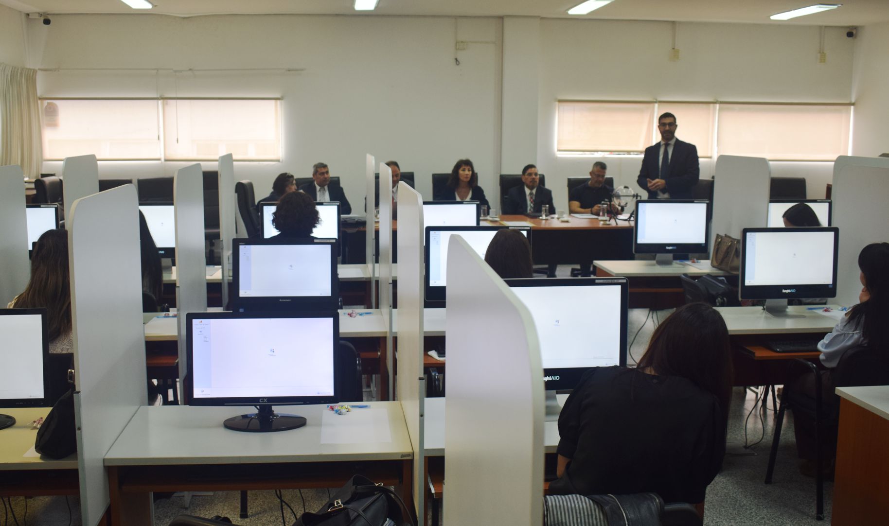El día 28/09/2026 se avanzó con la instancia escrita para cubrir el cargo de “Asesor de Incapaces N° 3 del Distrito Judicial del Centro – Ley Nº 7016”